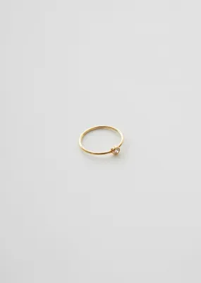 18K Petite Circle Diamond Ring