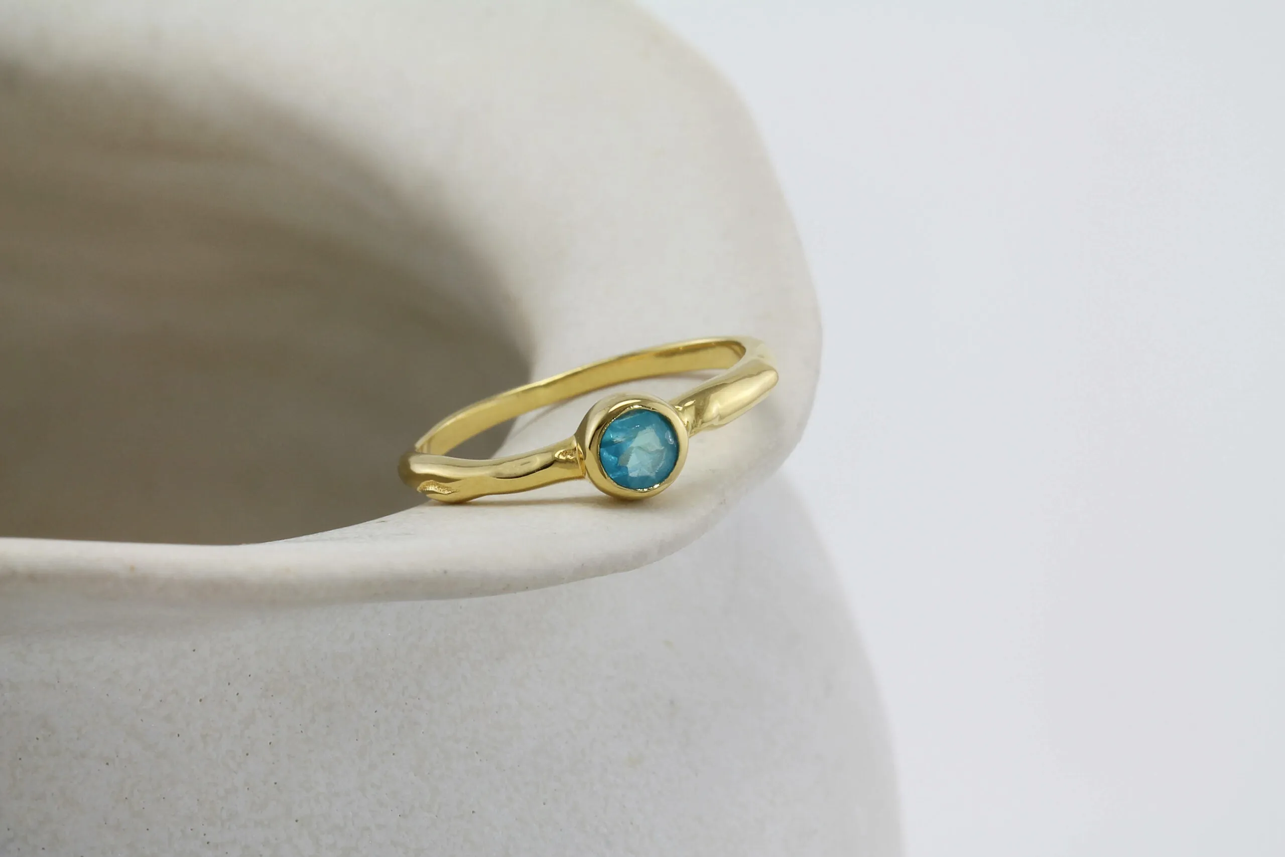 Banyan Dainty Blue Apatite Gold Ring