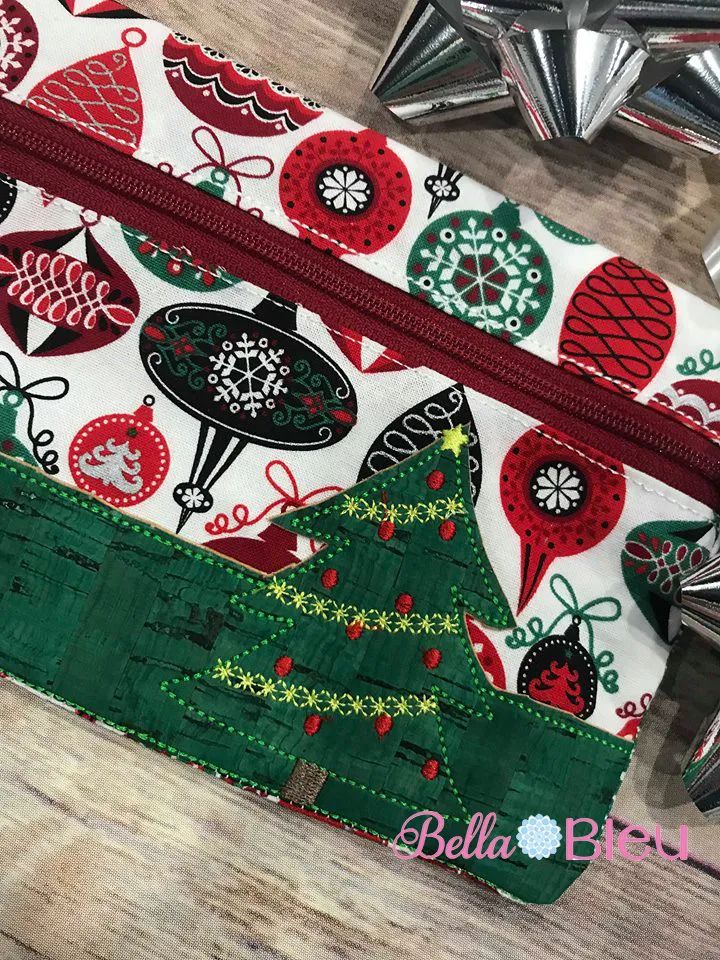 In the Hoop ITH Christmas Tree Wallet machine embroidery design