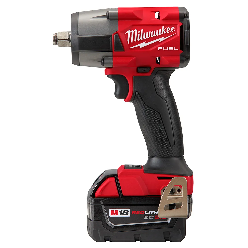 Milwaukee M18 Fuel 1/2 Mid-Torque Impact Wrench with Friction Ring Kit