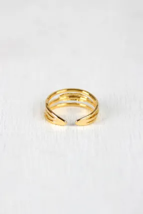 The Lone Feather Ring
