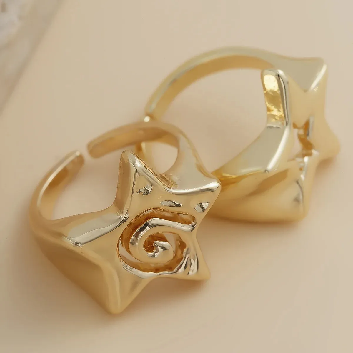 Toleet Hollow Stars Ring Sets Trendy Adjustable Opening Rings for Women Couple Gifts Punk Fashion Engagement Hip Hop Party Jewelry