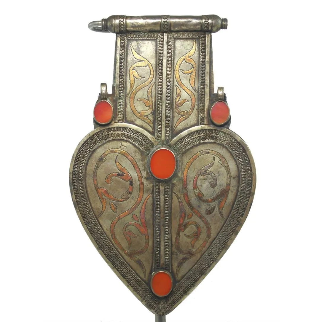Turkmen Asyk Cordiform Heart Shaped Pendant with Repair-03